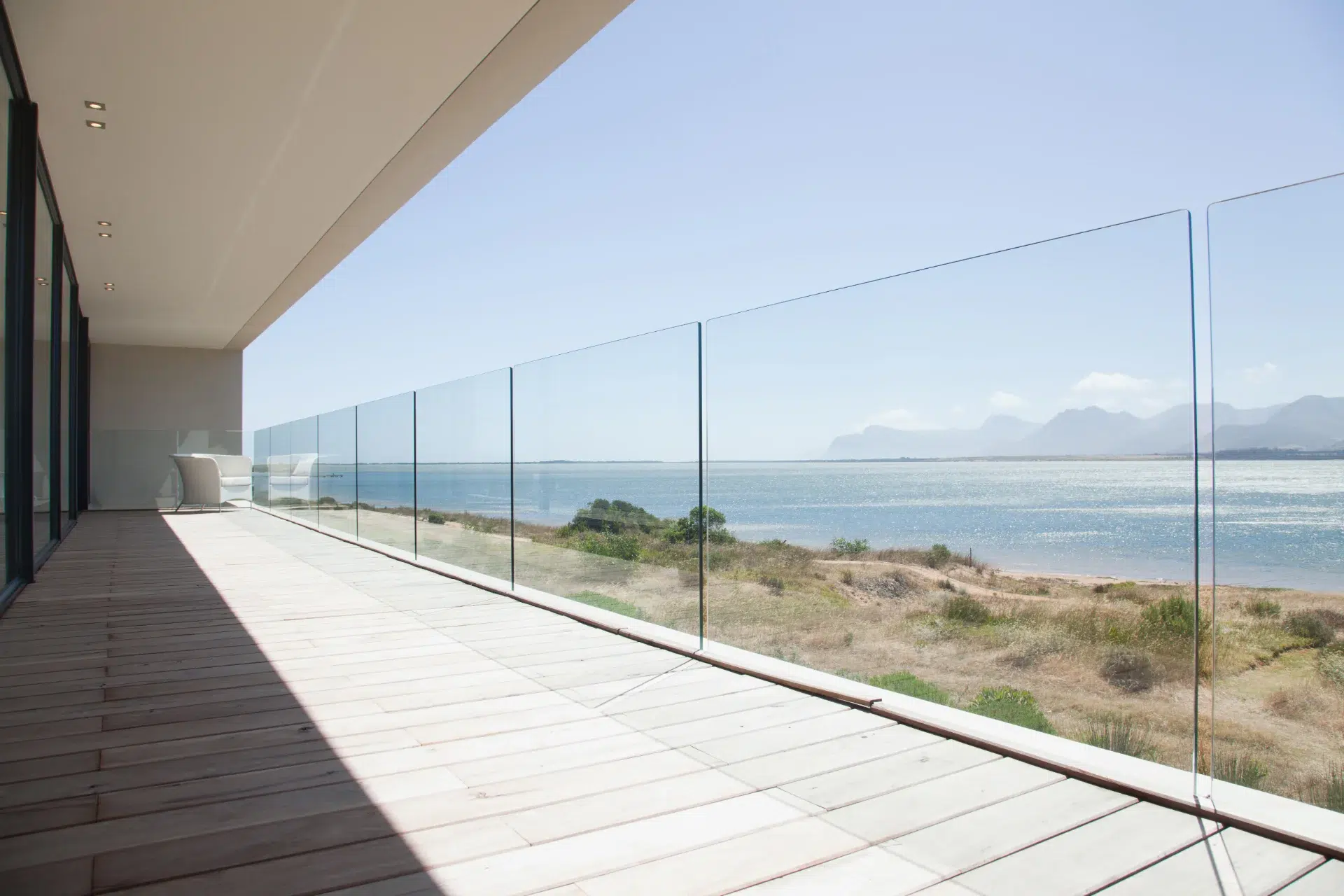 VLX 120 Glass Railing System in Miami, FL | TruePane Windows & Doors - detail 1